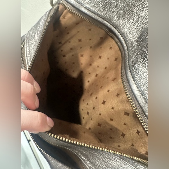 Fossil Explorer Foldover Metallic Pewter Leather - Picture 7 of 12